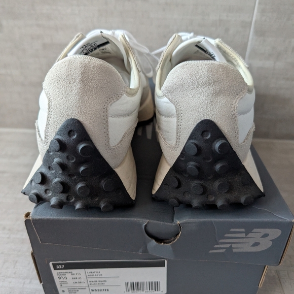 New Balance 327 - Picture 7 of 12